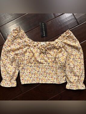 Paper & Crane Crop Top Floral Print Size Small